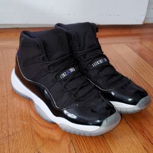 space jams size 5